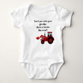Baby Boy Red Tractor Opa Grappig Gezegde Romper (Voorkant)
