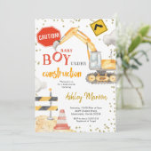 Baby Boy under Construction Baby shower Invitation Kaart (Staand voorkant)
