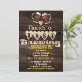 Baby Brouwt Bier Cheer Vader Wordt Koppel Shower Kaart (Staand voorkant)