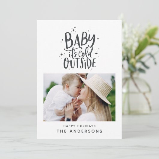 Baby buiten de typografie save the date (Staand voorkant)