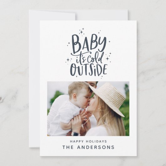 Baby buiten de typografie save the date (Voorkant)