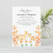 Baby Bunny met Baby shower van moederwortel Kaart (Staand voorkant)