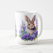Baby bunny met paarse bloemen 15 oz koffie mok (Voorkant rechts)