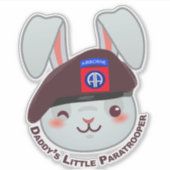 Baby Bunny "Papa's kleine paratrooper" Sticker (Voorkant)