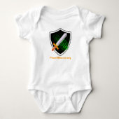 Baby carrosserie (wit) met Prion Alliance logo Romper (Voorkant)
