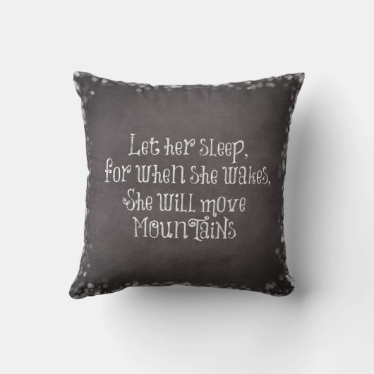 Baby Citaat: Laat haar slapen, voor als ze wakes Kussen (Achterkant)