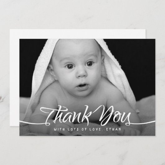 Baby dank u aangepaste foto chique hand script bedankkaart (Voorkant / Achterkant)