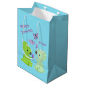 Baby Dinosaur Birthday of Shower Medium Cadeauzakje (Voorkant Gekanteld)