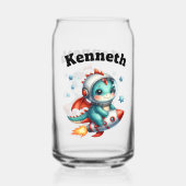 Baby-draak vliegt tussen de sterren blikvorm glas (Voorkant)