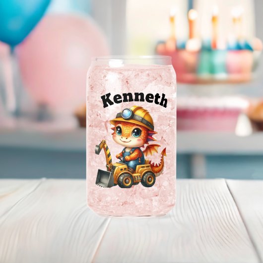 Baby Dragon in een bouwwagen! Blikvorm Glas (Insitu (Baby Shower))