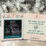 Baby Echografie 1st Christmas Zwanger Ornament<br><div class="desc">Vier de vreugde van een groeiend gezin met dit prachtig ontworpen ultrageluid foto kerstversiering! Meer dan alleen een decoratie, deze oprechte aandenken is voorzien van een aangepaste echografie afbeelding, waardoor het een echt speciale manier voor ouders, grootouders en peetouders om de kleine te koesteren voor hun komst. Met zijn roze...</div>