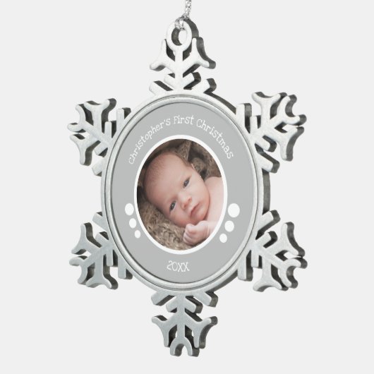Baby Eerste foto jaar grijs wit Tin Sneeuwvlok Ornament (Rechts)