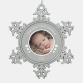 Baby Eerste foto jaar grijs wit Tin Sneeuwvlok Ornament (Voorkant)