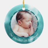Baby eerste kerstfeest Blauwgroen Bokeh Persoonlij Keramisch Ornament (Achterkant)
