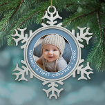 Baby Eerste Kerstmis Eenvoudige Pastel Denim Blue  Tin Sneeuwvlok Ornament<br><div class="desc">Voeg één afbeelding toe aan dit schattige vakantie ornament - ideaal voor baby boys. Een eenvoudige lichte denim blauwe rand maakt een onvergetelijk ornament voor uw boom. Een modern minimaal lettertype voor het jaar met een plek om 1 vierkante foto te uploaden.</div>