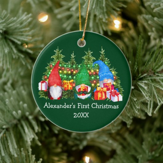 Baby Eerste Kerstmis met Gnomes Green Keramisch Ornament (Boom)