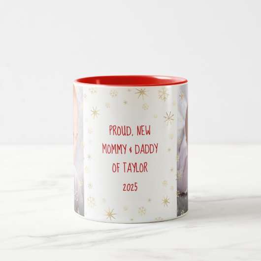 Baby eerste Kerstmis Nieuwe mam Pap Snowflakes 2 F Tweekleurige Koffiemok (Center)
