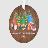 Baby Eerste kerstverlichting Gnomes Rustic Ornament (voorkant)
