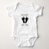 Baby Footprint Big Heart Tiny Toes Bodysuit (Voorkant)