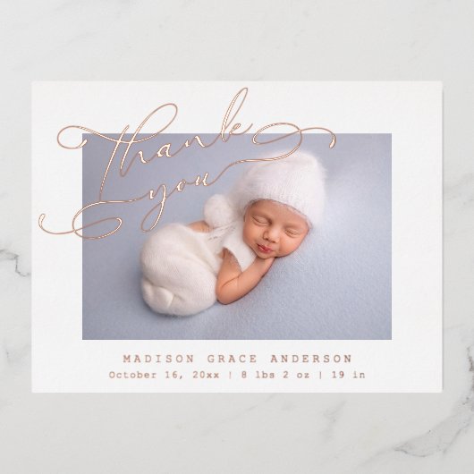 Baby Foto Dank u ellegant modern script geboorte Folie Uitnodiging Briefkaart (Voorkant)
