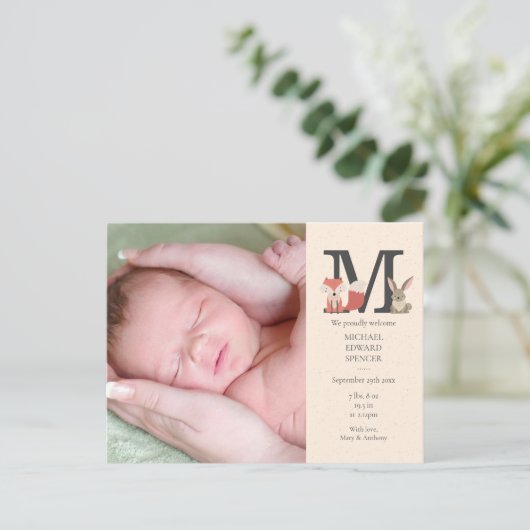 Baby Foto Monogram geboorteaankondiging Briefkaart (Staand voorkant)