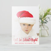 Baby foto niet zo stil nacht grappig rode kerst feestdagenkaart (Staand voorkant)