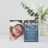Baby Geboorte Foto Blauwe Houten Slinger Lichtjes  Aankondigingskaart (Staand voorkant)