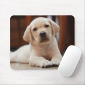 Baby gele Labrador Puppy Dog op Belly Muismat (Met muis)