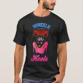 Baby Gender Reveal Party Wheels of Heels We Love Y T-shirt (Voorkant)
