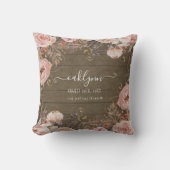 Baby Girl Birth Stats Rustisch Hout Floral Pink Ro Kussen (Voorkant)