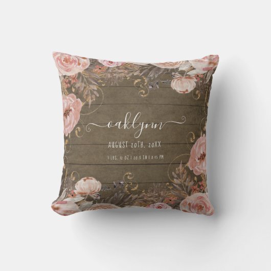 Baby Girl Birth Stats Rustisch Hout Floral Pink Ro Kussen (Voorkant)