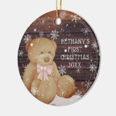 Baby Girl Eerste Kerstdag Teddy Bear Wood Sneeuw Keramisch Ornament (Links)