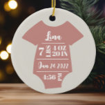 Baby Girl Foto Eerste Kerstmis Keramisch Ornament<br><div class="desc">Een mooie eerste versiering voor nieuwe ouders en baby! Voeg de geboortedetails aan de voorkant en een persoonlijke foto aan de achterkant toe gebruikend de verpersoonlijkingseigenschap.</div>
