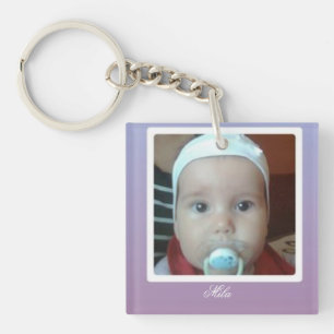 baby girl met grote ogen sleutelhanger