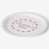 Baby girl met roze en witte bord (Gekanteld)