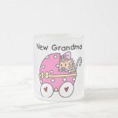 Baby Girl New Grandma T-shirts en cadeautjes Matglas Koffiemok (Center)