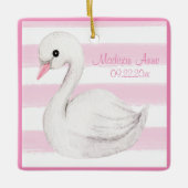 Baby Girl Swan Girly Pink Script personaliseren Keramisch Ornament (Voorkant)