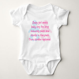 Baby Girl Zoekt Baby Boy Grappig T-shirt