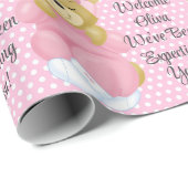 Baby Girl's Naam Tekst  roze aanpassen Cadeaupapier (Rol Hoek)