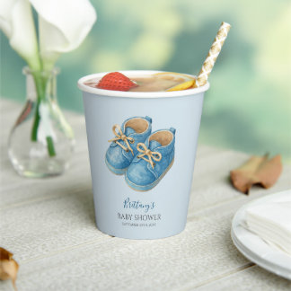 Baby gymschoenen Minimalistische baby shower Papieren Bekers