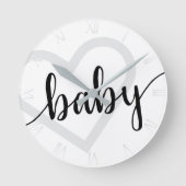 Baby-hart | Klassiek zwart bloeien script Ronde Klok (Voorkant)