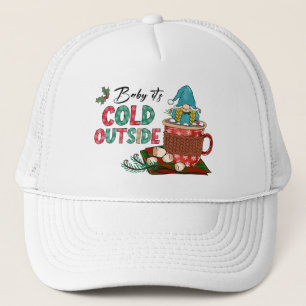 Baby Het is buiten koud   Kerstgnoom Trucker Pet