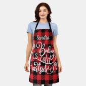 Baby het is buiten koud schort (Gedragen)