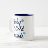 Baby Het is buiten koud Tweekleurige Koffiemok (Voorkant links)