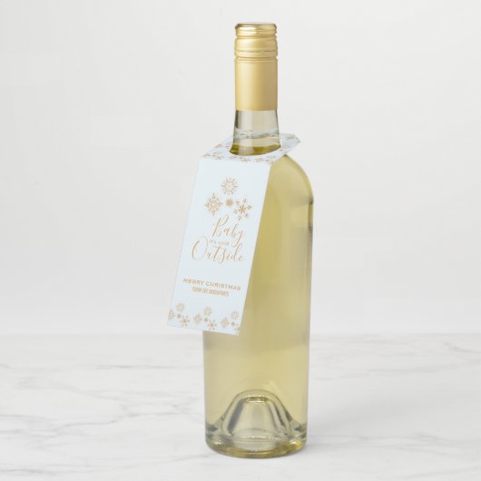 Baby het is koud buiten goudneeuwvlokken op blauw flessenhanger