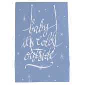 Baby Het is koud buiten in Serenity Blue Medium Cadeauzakje (Achterkant)