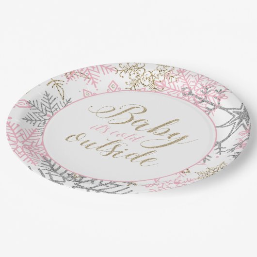 Baby Het is koud Buiten roze en goud Sneeuwvlok Papieren Bordje (Gekanteld)
