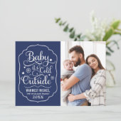 Baby Het is koud buiten Rustic Navy Blue Photo Feestdagenkaart (Staand voorkant)