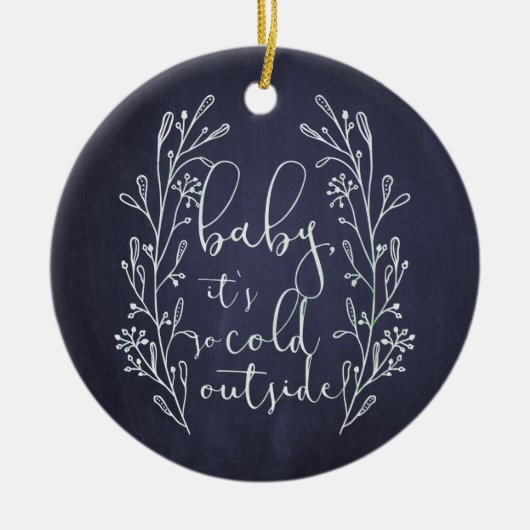 Baby Het is koud buiten Snowflakes Monogrammed Keramisch Ornament (Voorkant)
