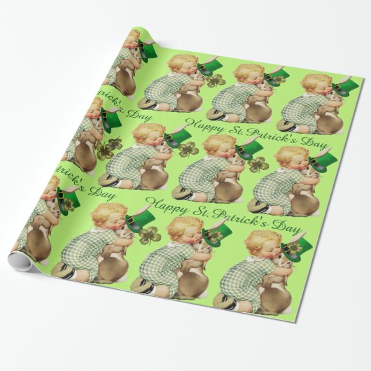 BABY HUGGING RABBIT IRISH ST. PATRICK'S DAY PARTY CADEAUPAPIER (Uitgerold)